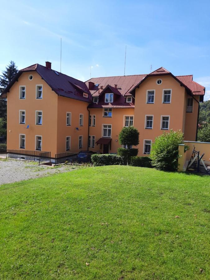 Osrodek Wypoczynkowy Buenos Aires Bed and Breakfast Kudowa-Zdrój Exteriör bild