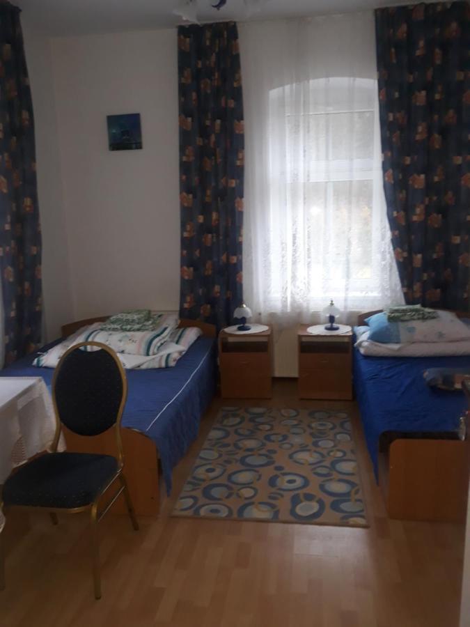 Osrodek Wypoczynkowy Buenos Aires Bed and Breakfast Kudowa-Zdrój Exteriör bild
